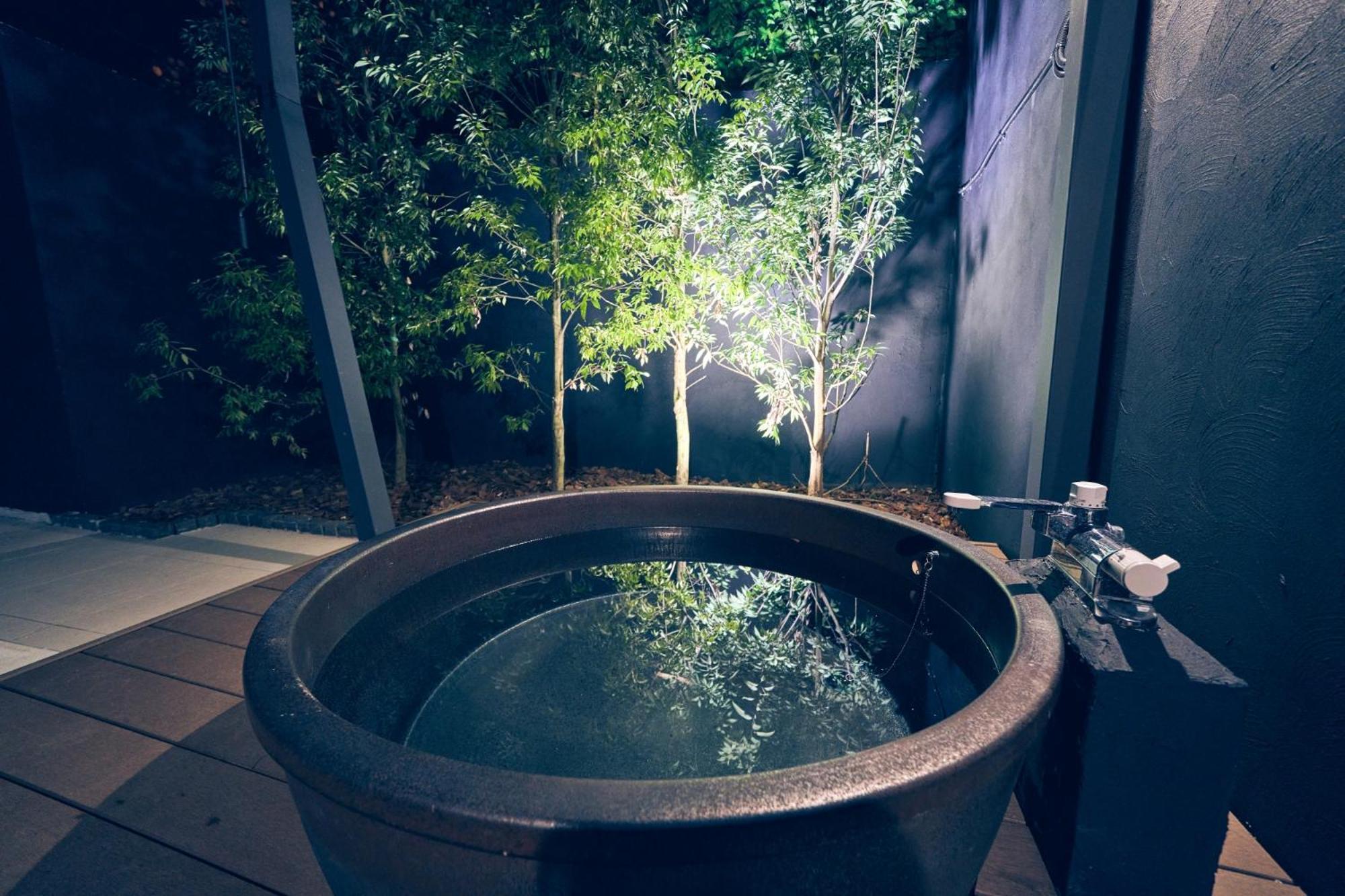 הוילה ルクス箱根湯本 Lux Hakone Yumoto מראה חיצוני תמונה